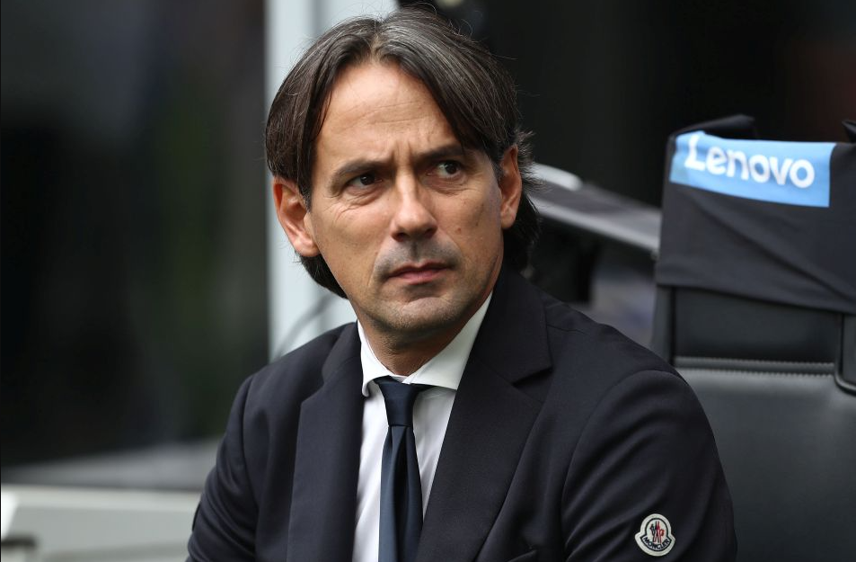 ซิโมเน่พบกับ